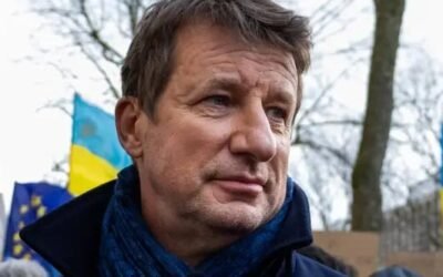Yannick Jadot: « Gloire et soutien au président Zelensky! »
